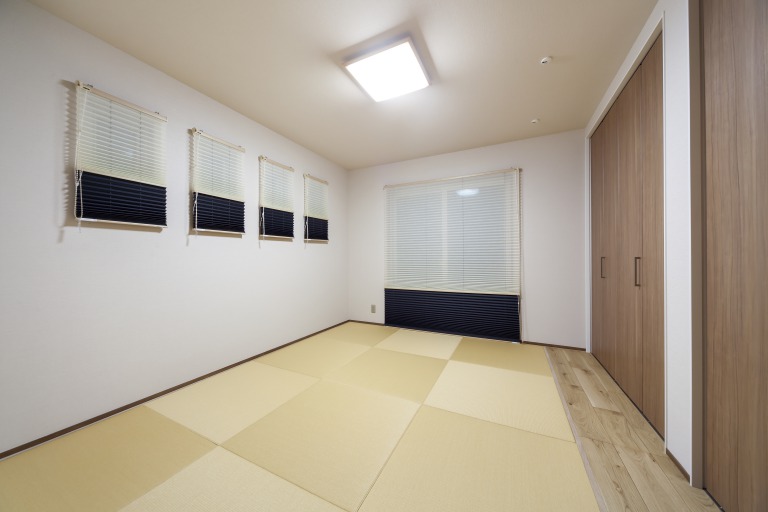 夜も美しい屋上庭園で寛ぐお家の写真8